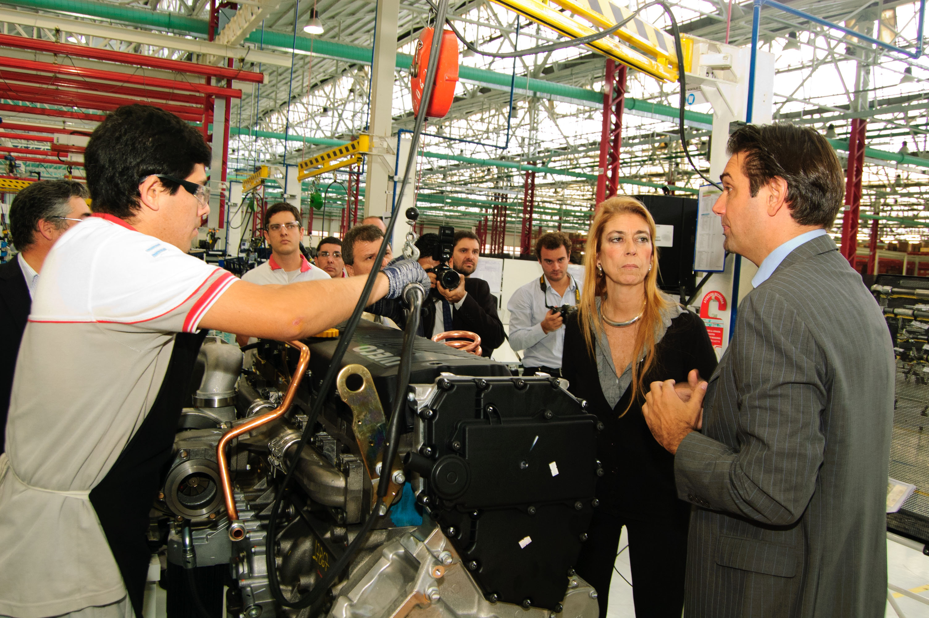 Ministra de Industria visitó plantas industriales