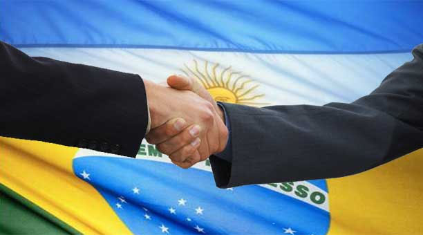 Argentina y Brasil acuerdan políticas para enfrentar crisis internacional