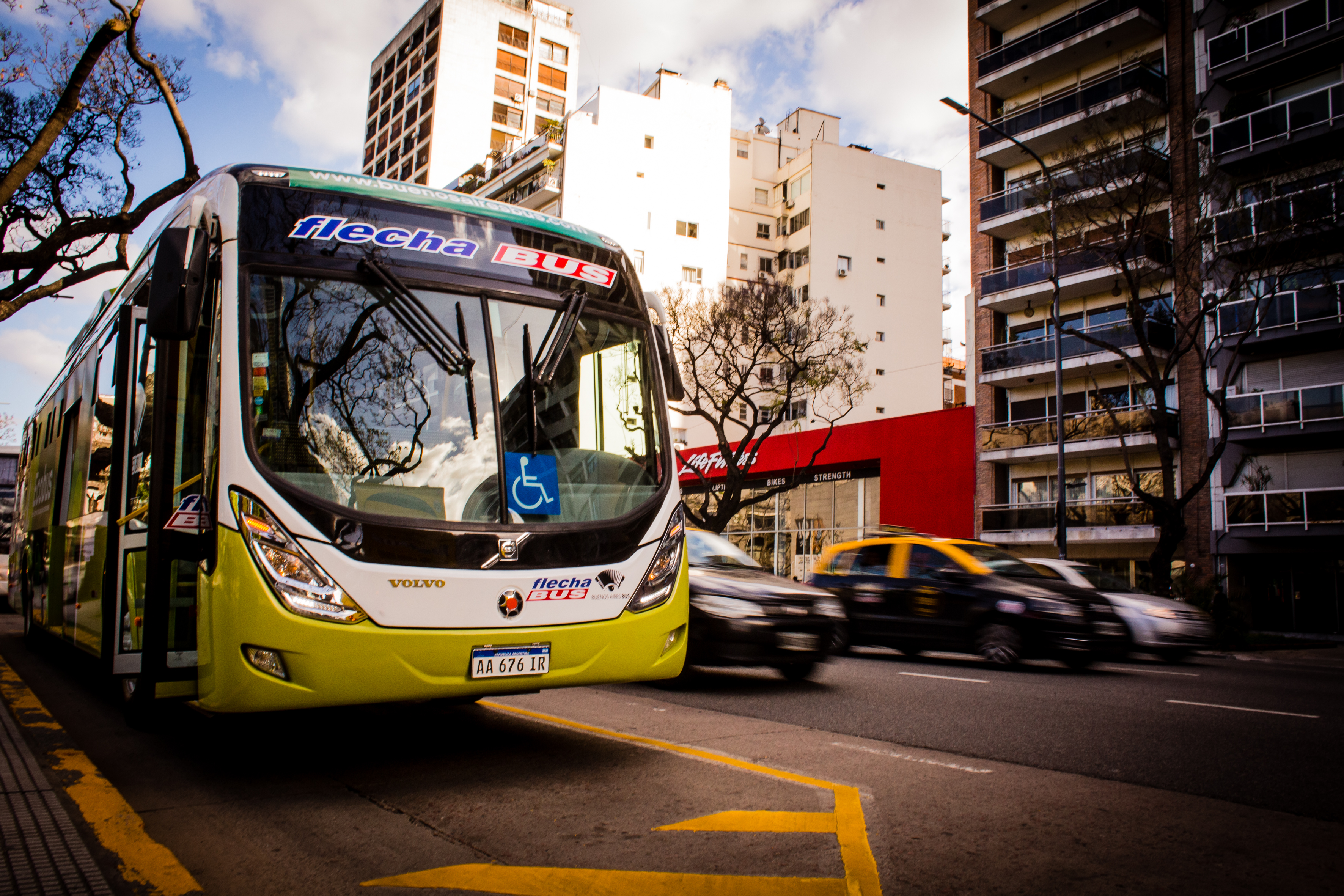 Buenos Aires tendrá el primer bus híbrido de Volvo